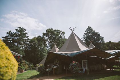 Teepee-wedding.jpg